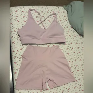 workout set light pink Size L thumbnail 1