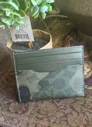 Coach Authentic  leather large slim card case with ID window. thumbnail 3