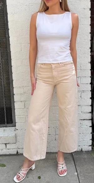 Urban Outfitters BDG High & Wide cream jean pants / fit like a size 25 thumbnail 1