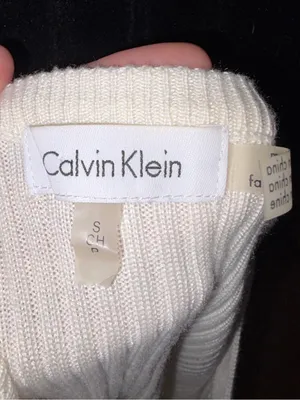 Calvin Klein Ribbed V‑Neck Long Sleeve Top thumbnail 4