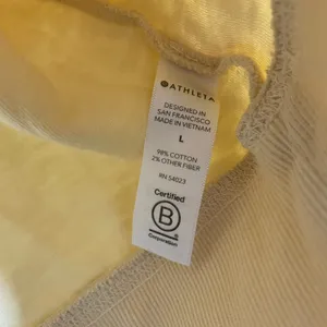 Athleta Women’s Sweatshirt in Yellow and Cream thumbnail 4