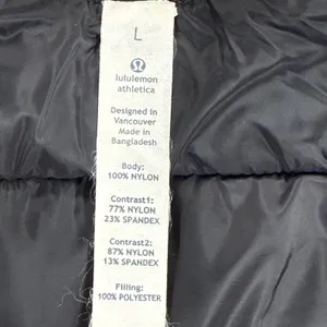 Lululemon Fluff the V Hooded Jacket Black Quilted Puffer Hybrid Full Zip Women L thumbnail 2