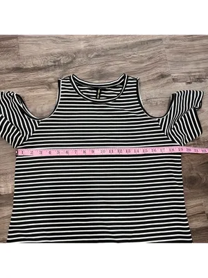 Want and Need Black White Stripe Cold Shoulder Dress Size Large SKU#C24319 thumbnail 6
