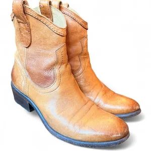 Frye Women’s Brown Leather Western Cowboy Ankle Boots Size 7 B Vintage Style thumbnail 1
