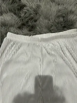 Adorable light weight wide leg pants Size says 2 x fits a large to xlarge thumbnail 3