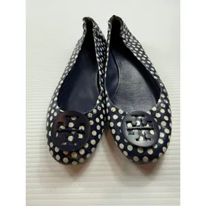 Tory Burch Reva Ballet‎ Flats Navy Blue White Polka Dot Logo Medallion Size 8.5 thumbnail 2