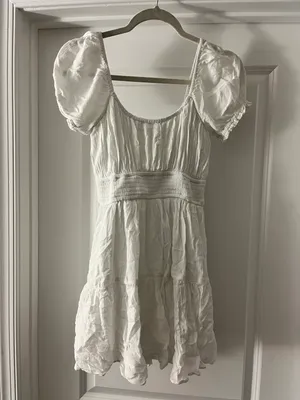 Hollister White Dress thumbnail 2