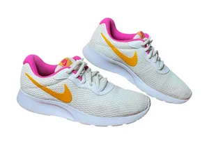 Nike Tanjun Shoes Sneakers Womens Size 9 White Pink Orange Running CK0062-100 thumbnail 1