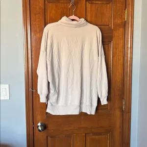 Aerie Cream Turtleneck Sweater Size XS thumbnail 2