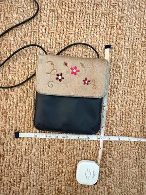 Wilsons Leather Black & Beige Floral Mini Crossbody thumbnail 5