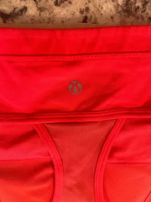 Lululemon Sports Bra thumbnail 2