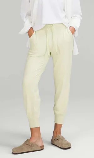 Lululemon Ready to Rulu Classic-Fit High-Rise Jogger *7/8 Length in Dewy Size 8 thumbnail 1