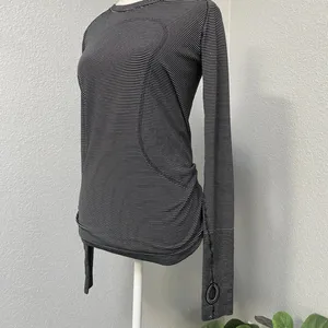 Lululemon Black White Stripe Swiftly Tech Long Sleeve Thumb Holes Sporty Yoga thumbnail 3