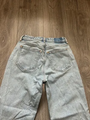 Abercrombie & Fitch Curve Love Vintage Straight High Rise Jeans Size 2 Short thumbnail 6