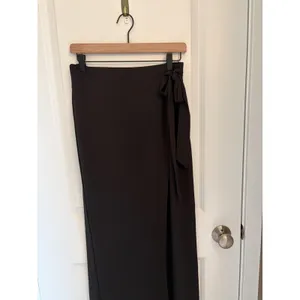 Halara Black High Waisted Side Tie Wrap 2-in-1 Maxi Skirt Wide Leg Pants Size S thumbnail 4