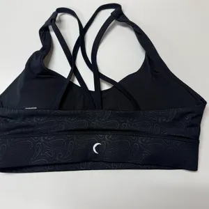 Zyia Active Bra with Strappy Back: Size Medium thumbnail 5