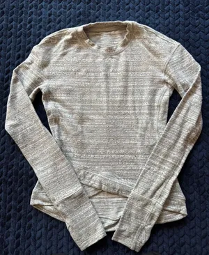 Lululemon Define Pullover Long Sleeve Athletic Top Thumbholes Gray Size‎ 4 thumbnail 1