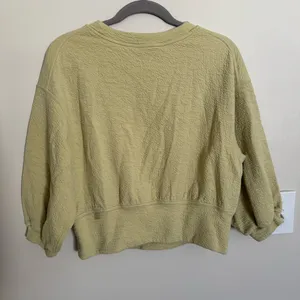 Lululemon Textured Crewneck Pullover Dew Green Yellow 3/4 Sleeve Womens Size 6 thumbnail 7