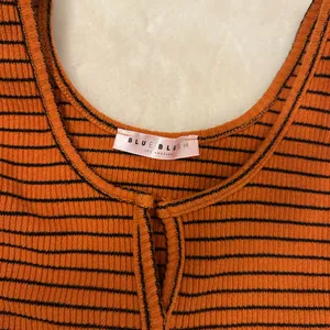 Blue Blush Los Angeles Orange Striped 2 piece casual Set! Size medium! thumbnail 3