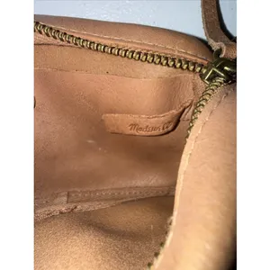 MADEWELL Leather Carabiner Mini Crossbody Shoulder Bag Light Brown thumbnail 4