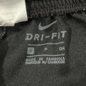 Nike Dri-Fit Soccer Pants in black size S thumbnail 12