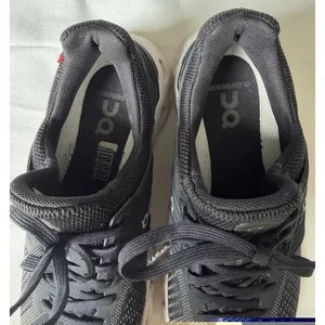 On Cloud Women's Black Gray White Mesh Running Athletic Gym Shoes Sneakers Sz‎ 7 thumbnail 8