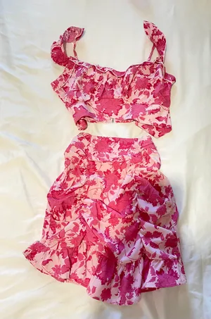 SheIn Two Piece Floral Outfit thumbnail 1