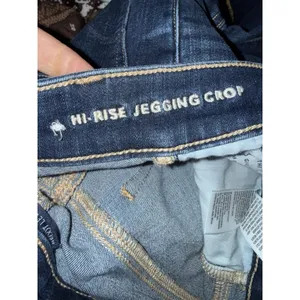 American Eagle 00R Next Level Stretch Hi-Rise Jegging Crop Distressed Denim Jean thumbnail 9