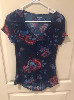 Floral T-shirt thumbnail 1