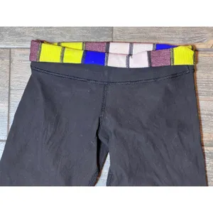 Lululemon Reversible Wunder‎ Under Crop Black Leggings Size 4 Multi Color Yoga thumbnail 4