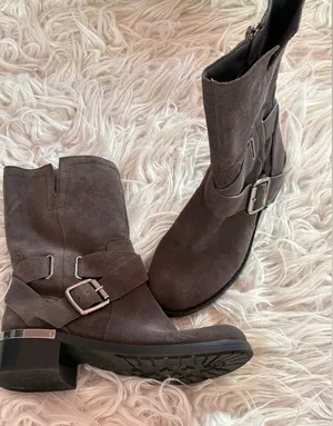 Vince Camuto Suede Moto Boots Size 6 Mid Calf Harness Buckle Black/Brown thumbnail 1