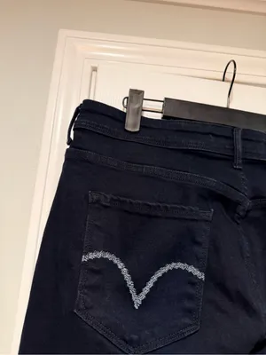 NWT Levi’s 512 Size 18W Short 512 Perfectly Shaping Bootcut Stretch Jeans Black thumbnail 6