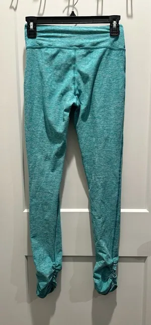 Womens Beyond Yoga Essential Back Gather Green Cropped Leggings Small Activewear thumbnail 1