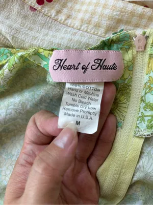 Vintage-Inspired Green Floral Fit & Flare Sweetheart Dress thumbnail 6