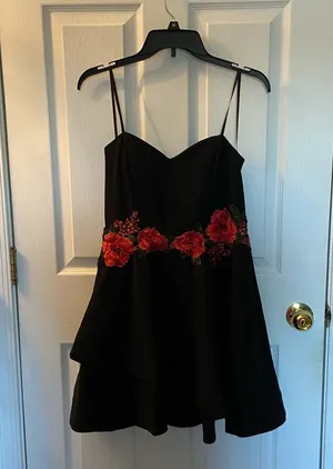 B Darlin Rose dress thumbnail 1