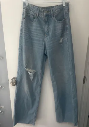 Old Navy Sky-Hi Wide-Leg Jeans thumbnail 2