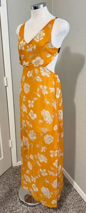 Stone‎ Row Mustard Open Back Floral Maxi Dress Size Small thumbnail 1