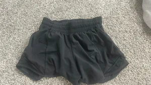 Lululemon Black Hotty Hot Shorts 2.5 thumbnail 4