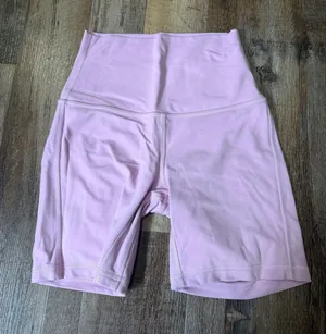 Size 2 lululemon biker shorts pink 6 in thumbnail 1