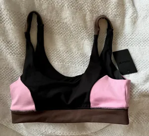 NWT new Hurley color block sports bra size medium thumbnail 1