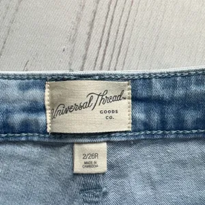 Universal Threads Denim Shorts High Rise Midi Cuffed Bleached Out Womens 2/26 NWT thumbnail 4