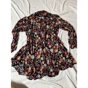 Free People Black Floral Boho Mini Dress Size Small Long Sleeve Tie Neck thumbnail 4