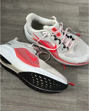 Nike Pegasus Air Zoom Running Shoes thumbnail 5