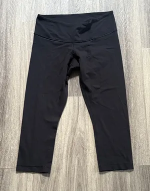 Lululemon Black mid rises Capris Athletic Cropped Leggings 8 thumbnail 1