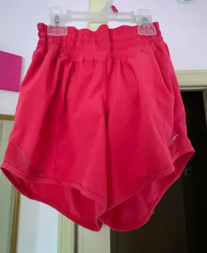 4 Four-Inch Lululemon Hotty Hot Shorts thumbnail 1