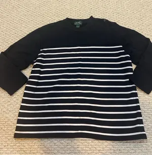 Lauren Ralph Lauren Crewneck thumbnail 1