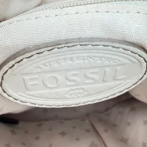 Fossil Cream Pebbled Leather Crossbody Bag Organizer Purse Off White thumbnail 3