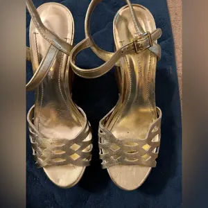 BCBGeneration cork wedges 7 thumbnail 2