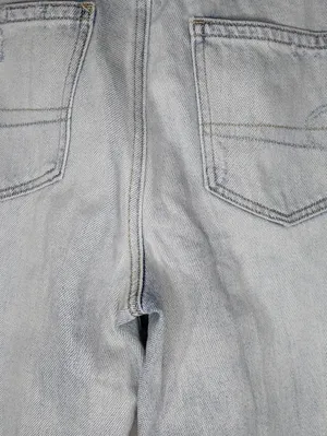 American Eagle Outfitters High-Rise Light Wash Y2K 90's Style Mom Jeans thumbnail 13