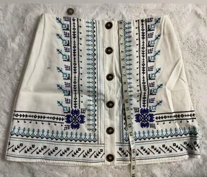 Francesca’s White and Blue Embroidered Skirt thumbnail 4
